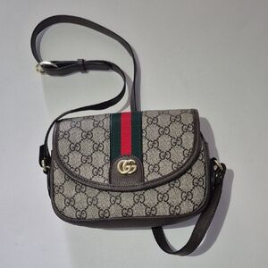 Gucci Ophidia Small Shoulder Bag.
